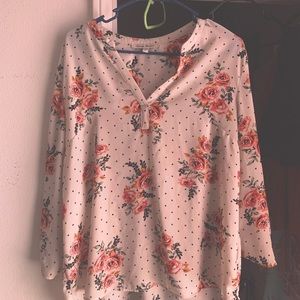 Black Rainn white floral long sleeve with polka dots, size large